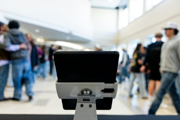 Comment les capteurs de mouvement peuvent-ils améliorer la sécurité domestique?